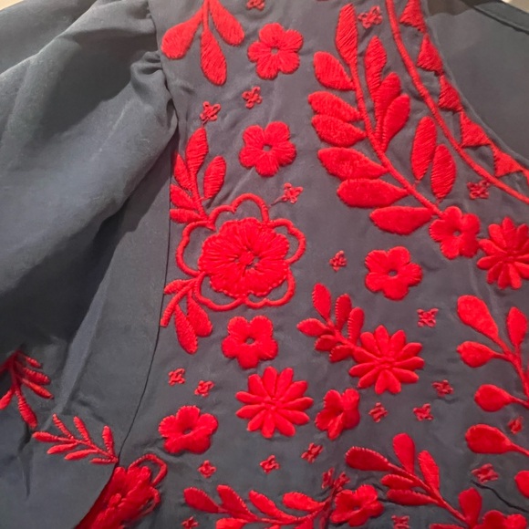 NWT Savanna Jane Embroidered Blouse size large - Picture 6 of 16